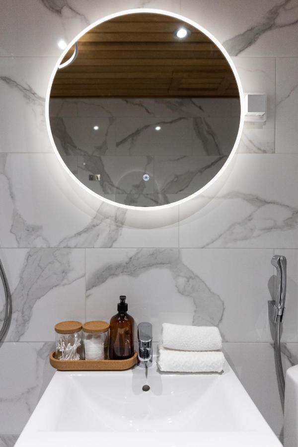 Arctic Night City Suite Rovaniemi Esterno foto